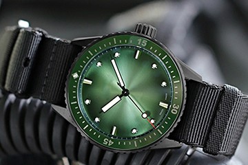 厦门江诗丹顿手表表盘磨损